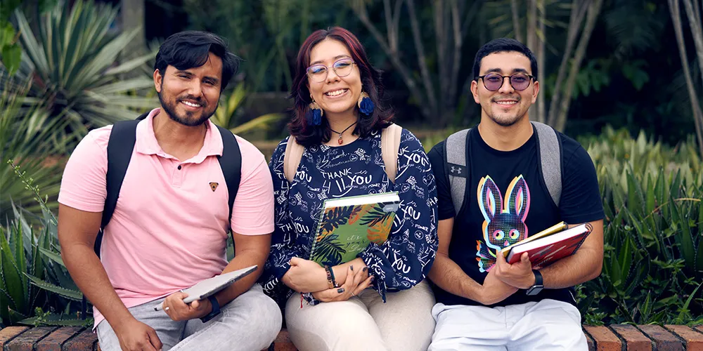 Conoce nuestros programas Estudiantes que participaron del Bachillerato Internacional (IB) en el campus de la Javeriana Cali