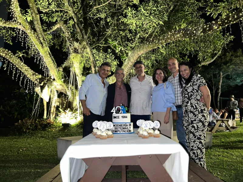 Cuarenta Años de Excelencia: Carrera Ingeniería de Sistemas y Computación, Javeriana Cali